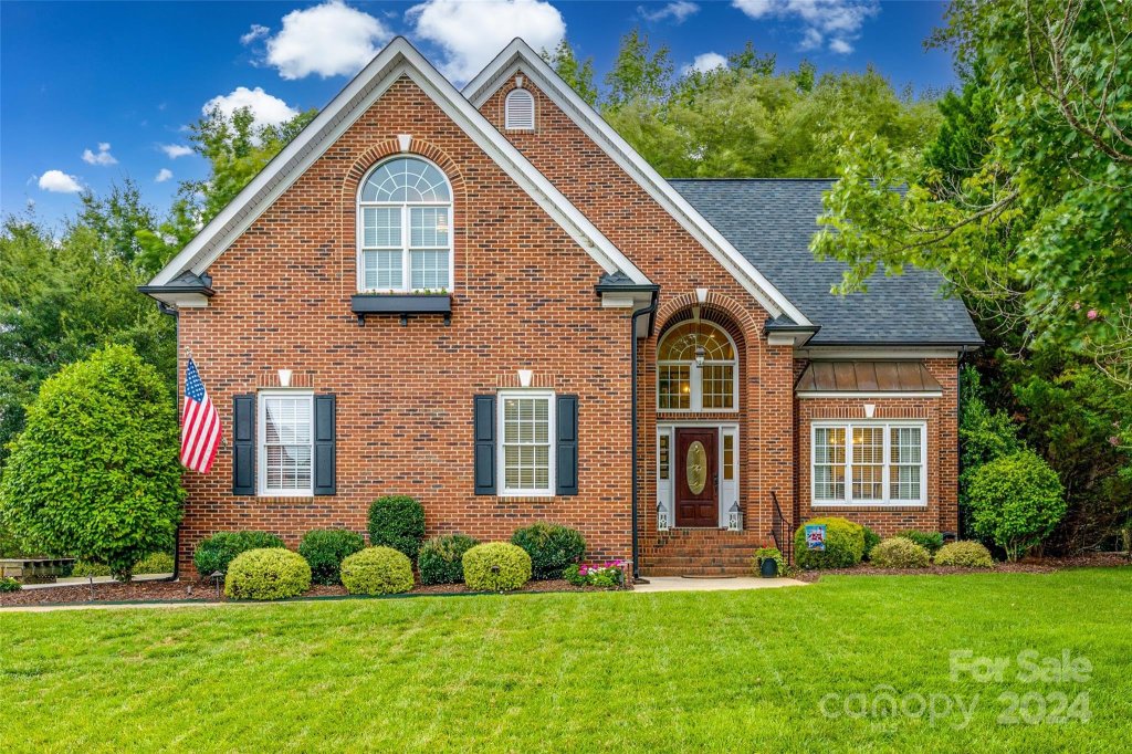 2005 Ashworth Drive