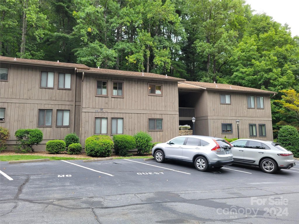49 Lake Drive M7