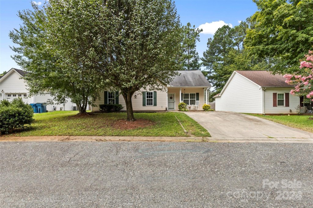 3946 Old Glory Drive