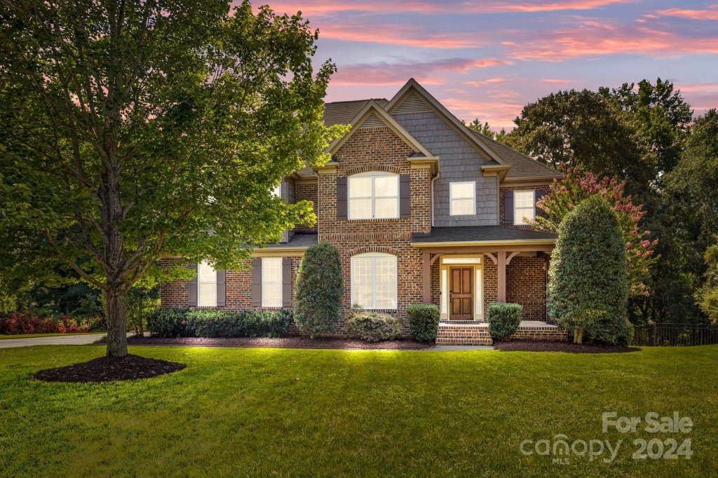 712 Glenn Allen Way