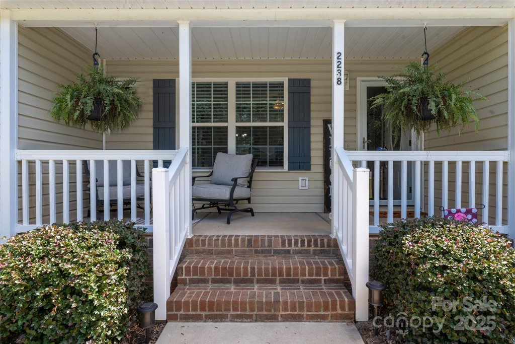 2238 Pacer Road