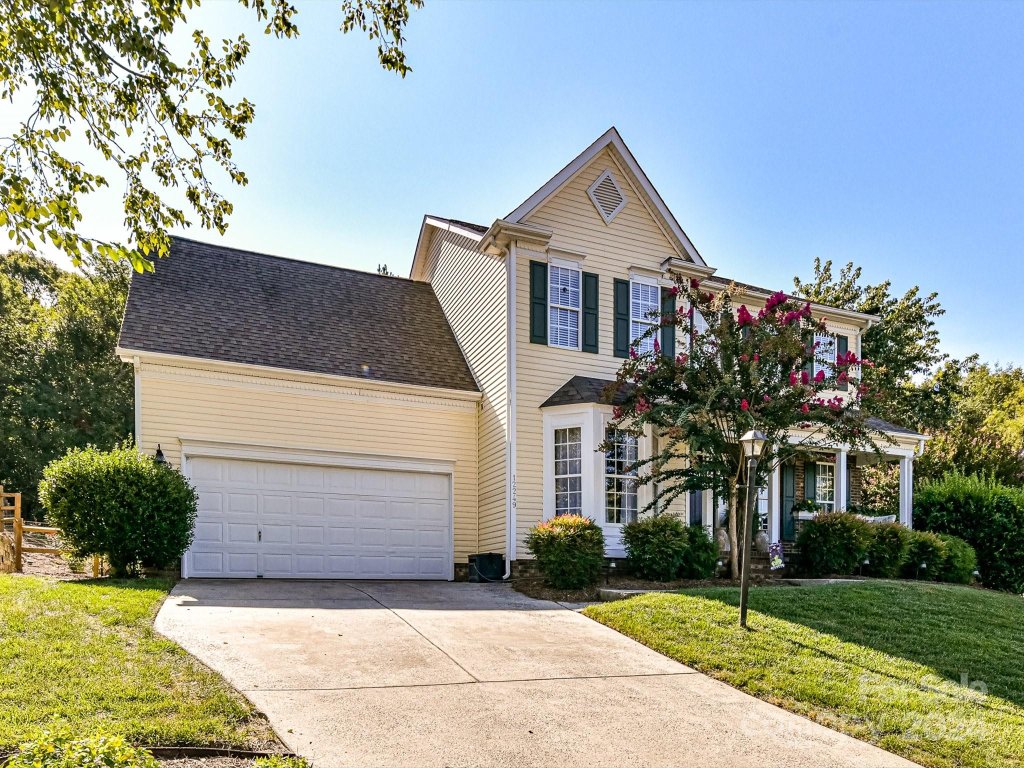 12249 Silveroak Lane