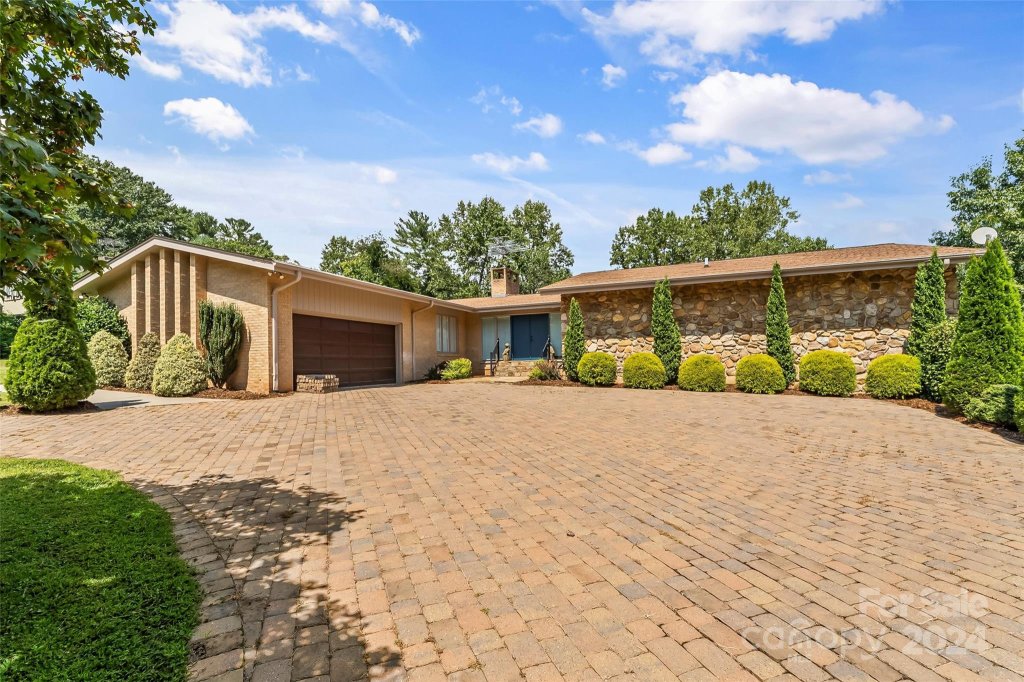 5924 Holiday Shores Avenue