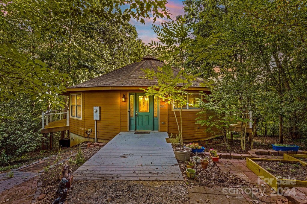 241 Spring Shore Road