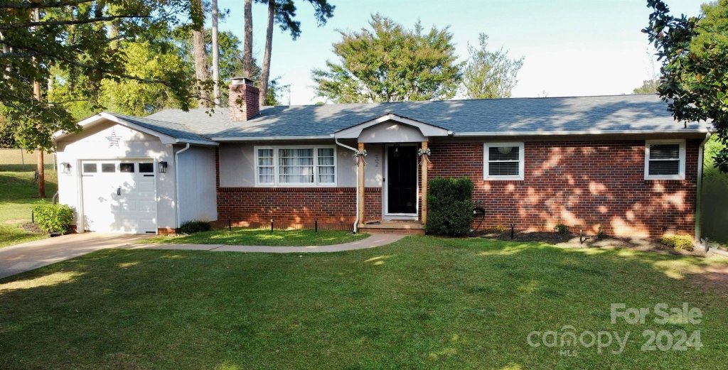 232 Crestview Street