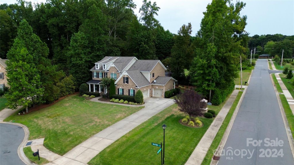 7404 Solitude Court
