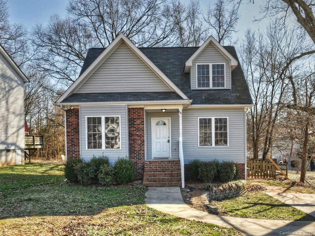 1121 S Walnut Street