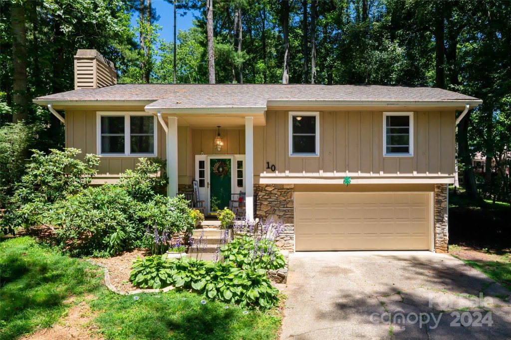 Brookwood, Arden community