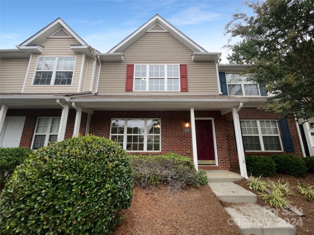 5208 Avon Court