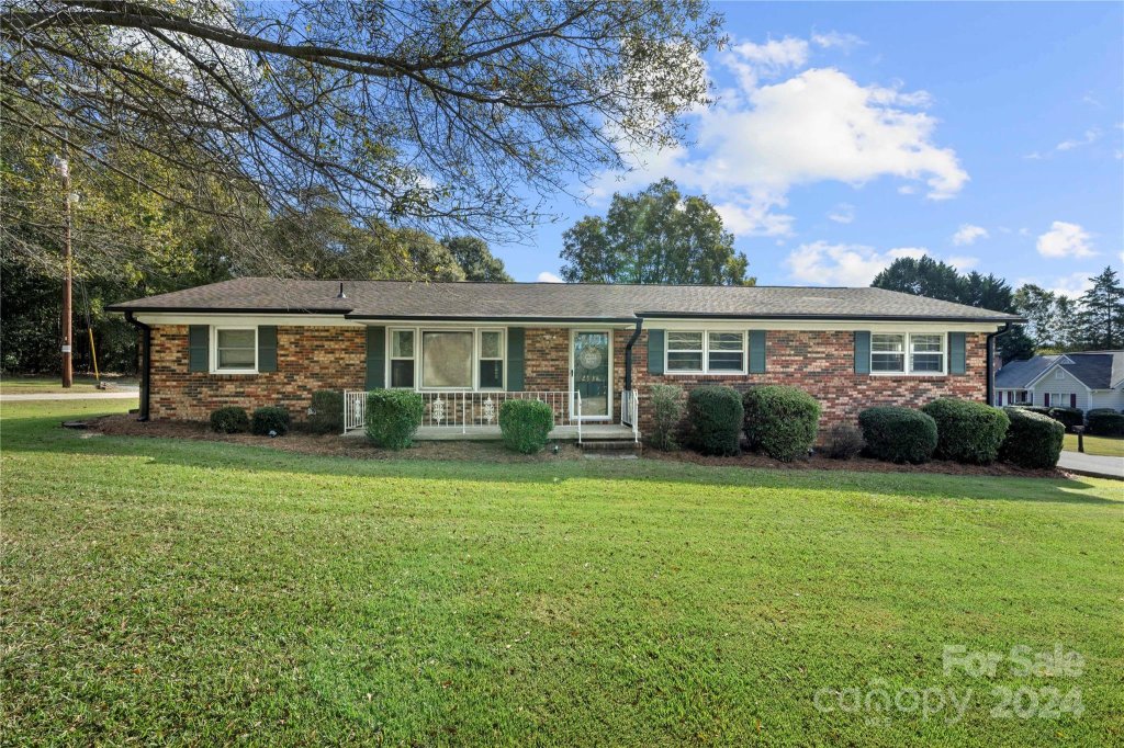2938 Beaty Road