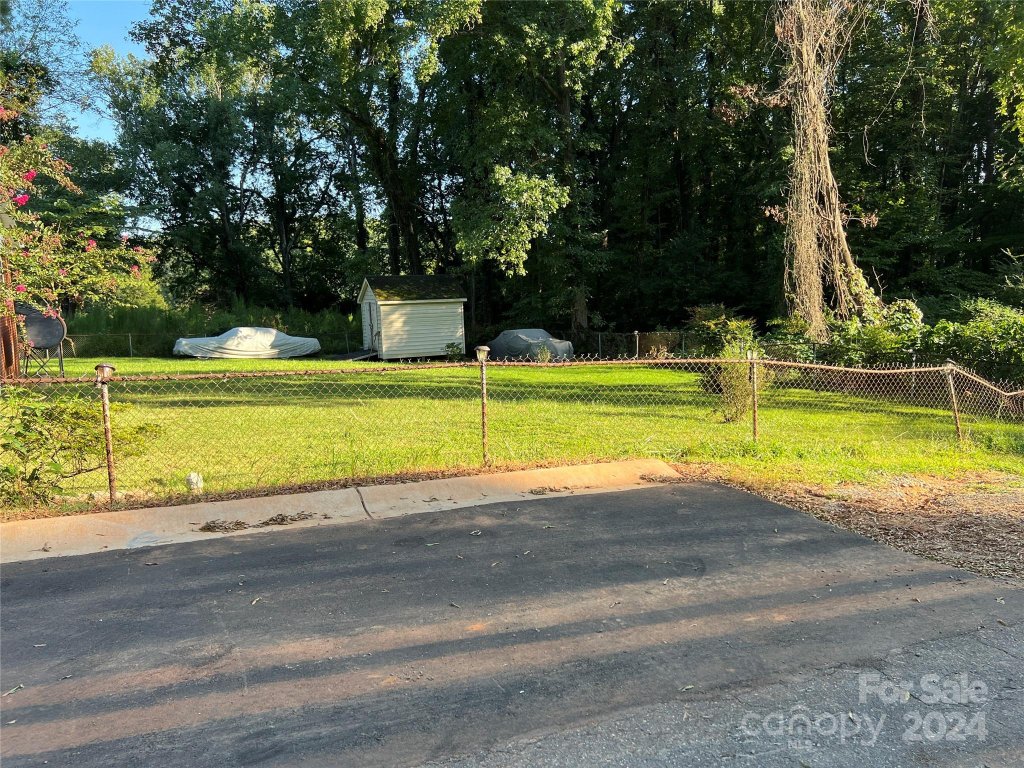 0000 Torrence Street