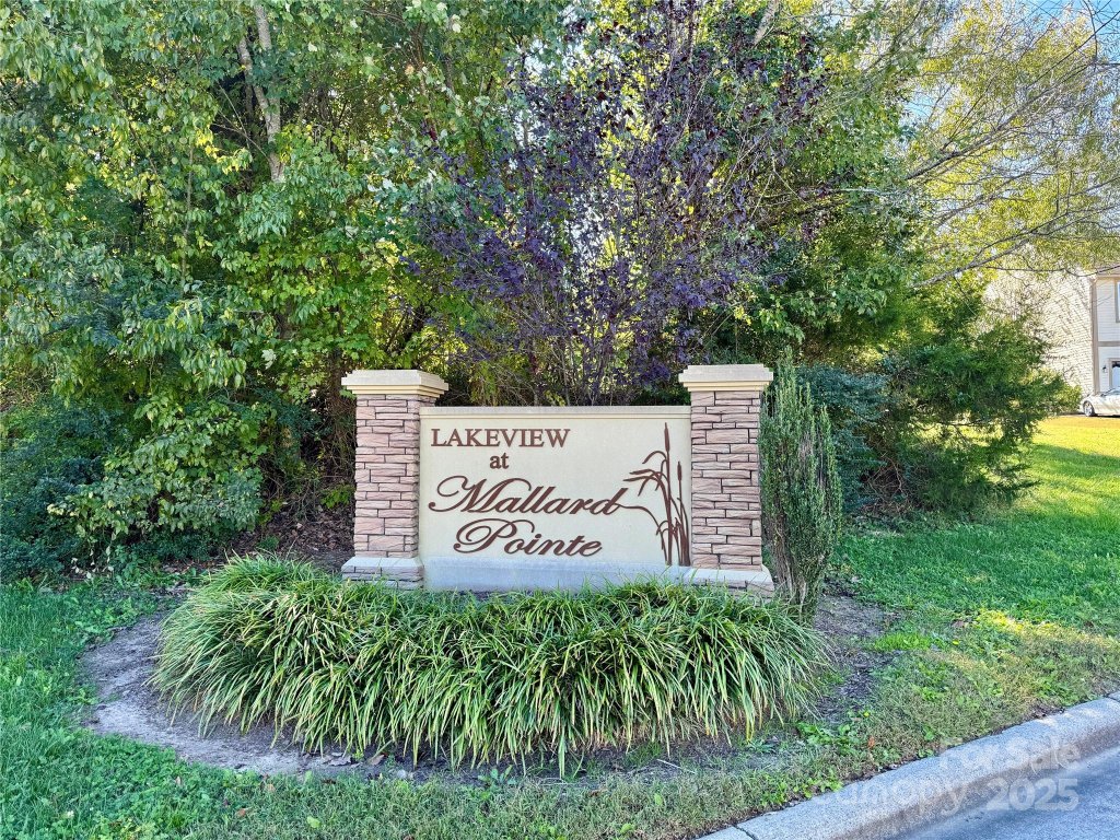 1998 Mallard Pointe Drive