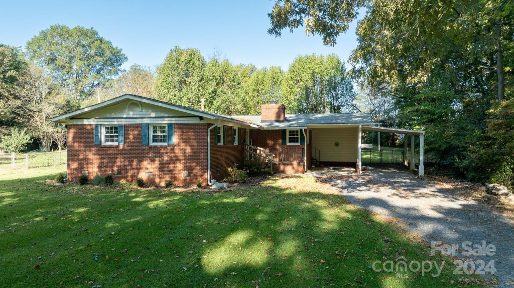 1730 Lumpkin Circle