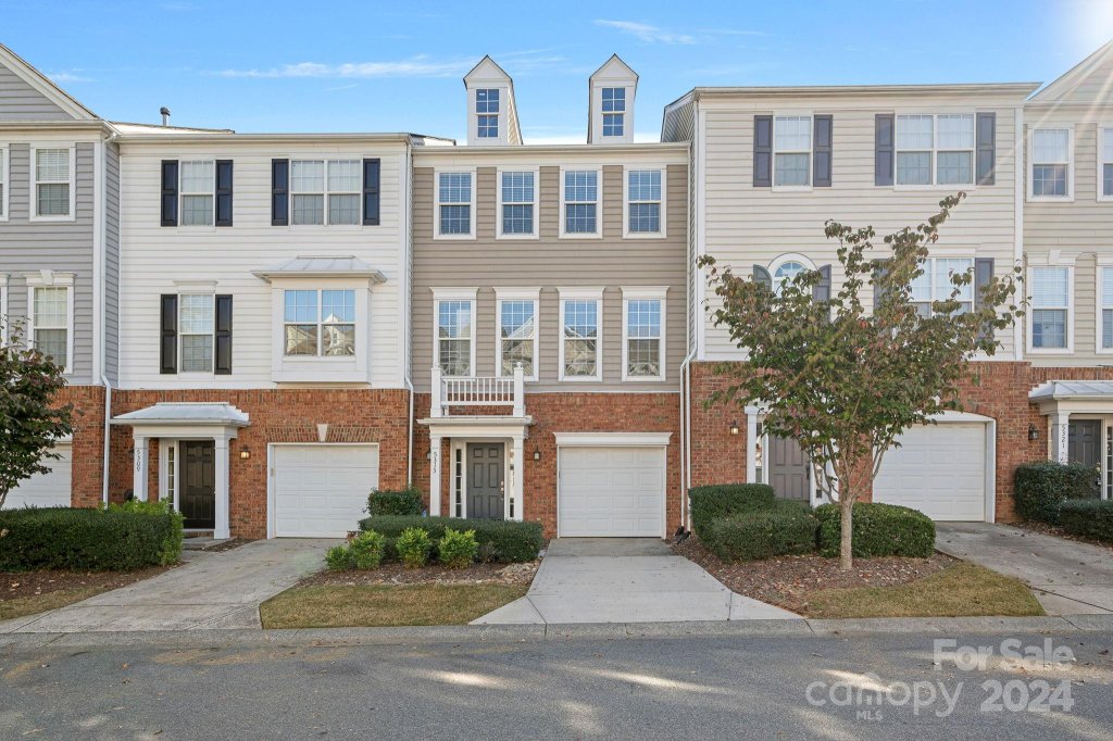 5313 Dockery Drive