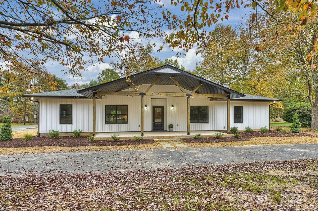 103 Buck Hill Road