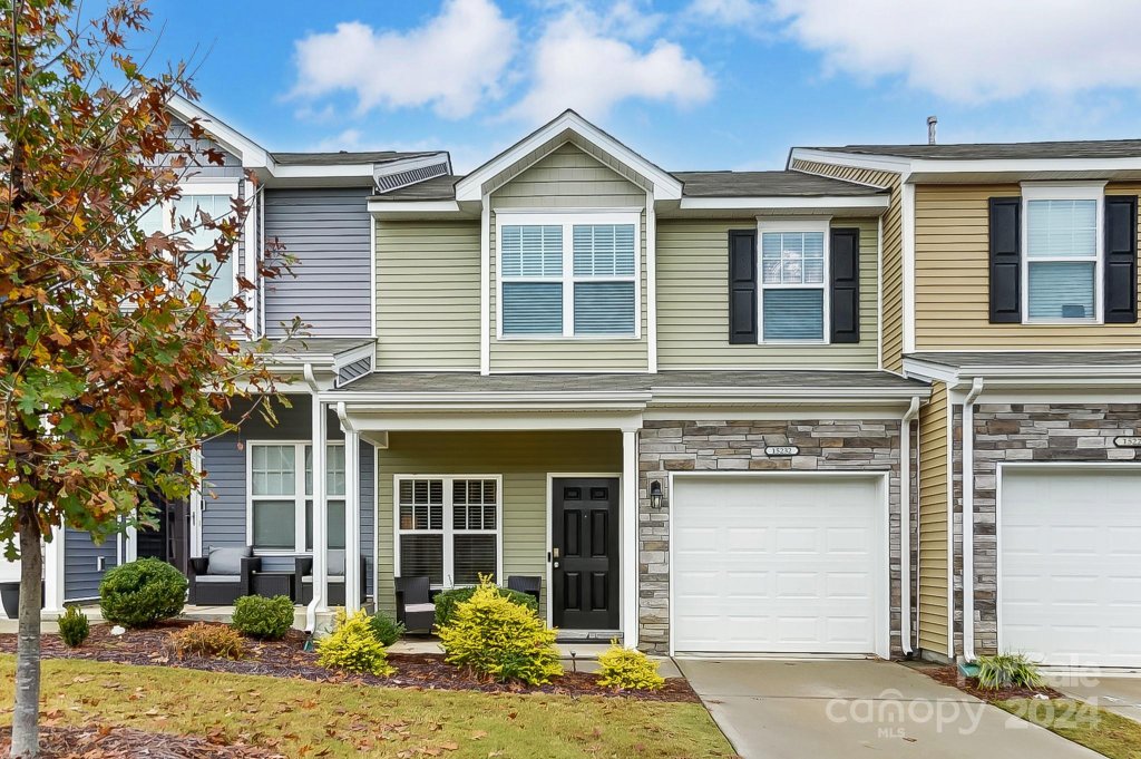 15232 Wrights Crossing Drive