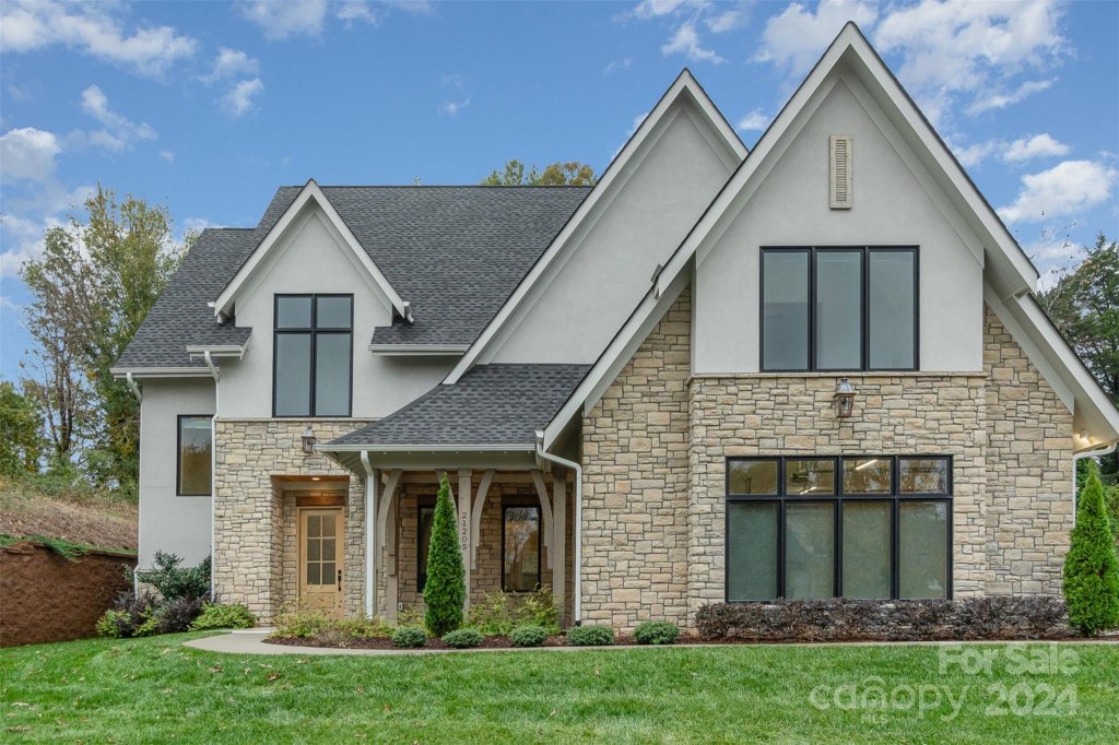 21205 Olde Quarry Lane