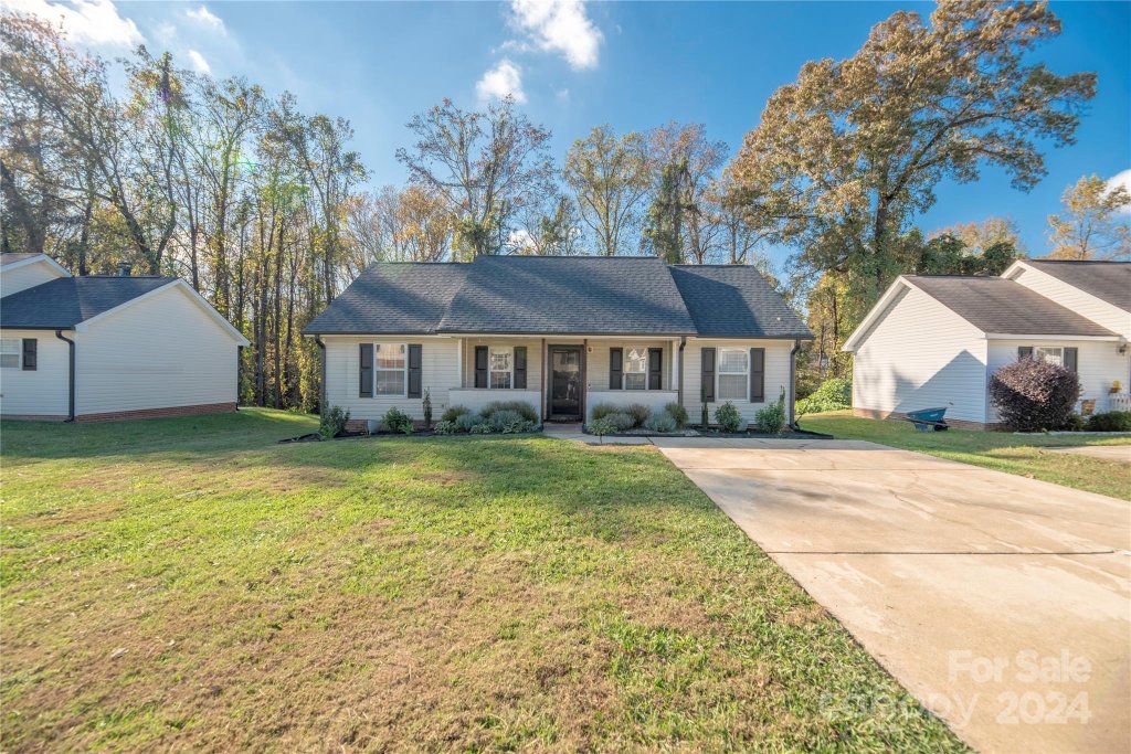 3753 Capps Hill Drive