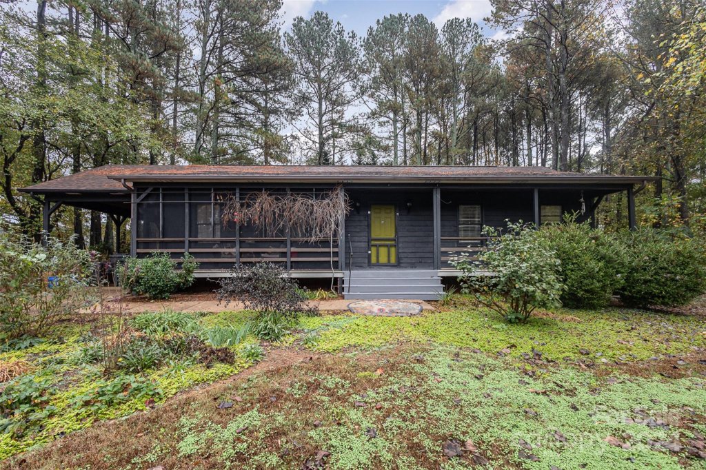 240 Mel Lane