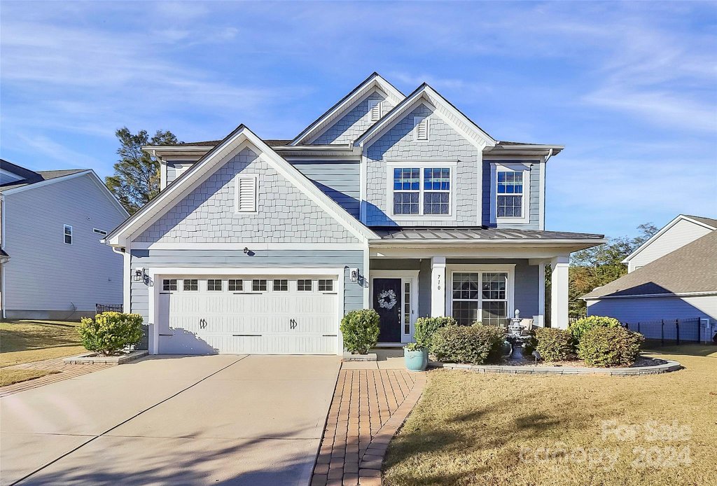 710 Laurel Oaks Court