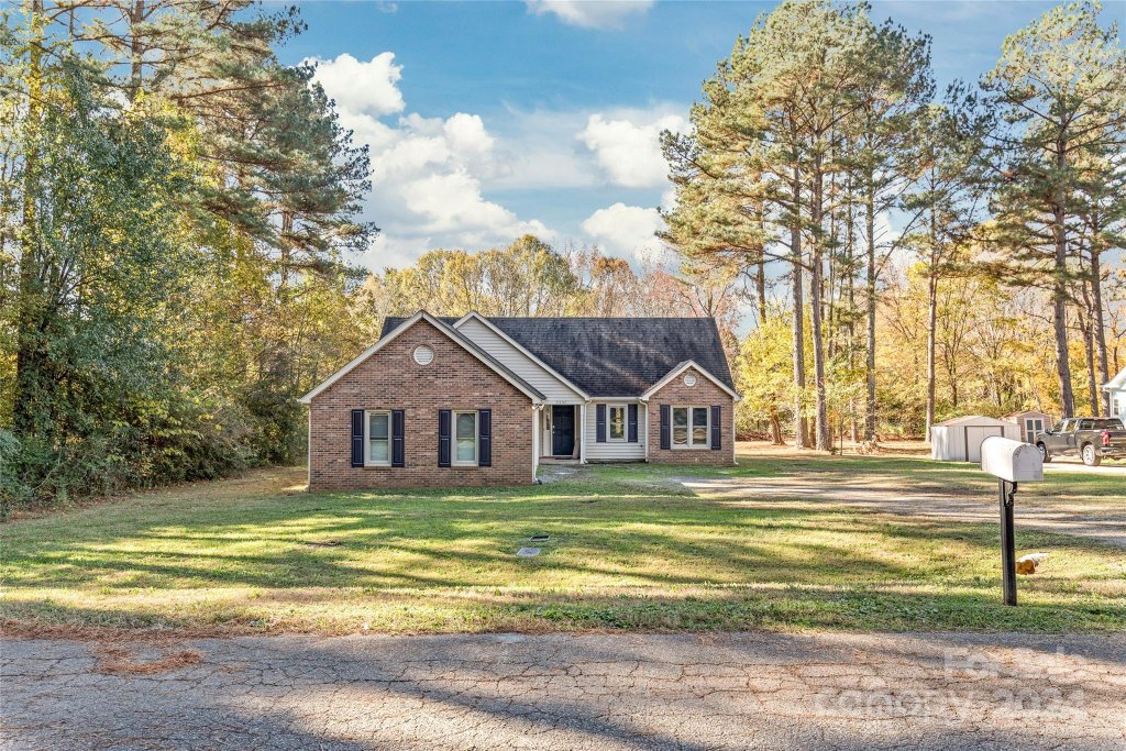 3307 Mistywood Drive