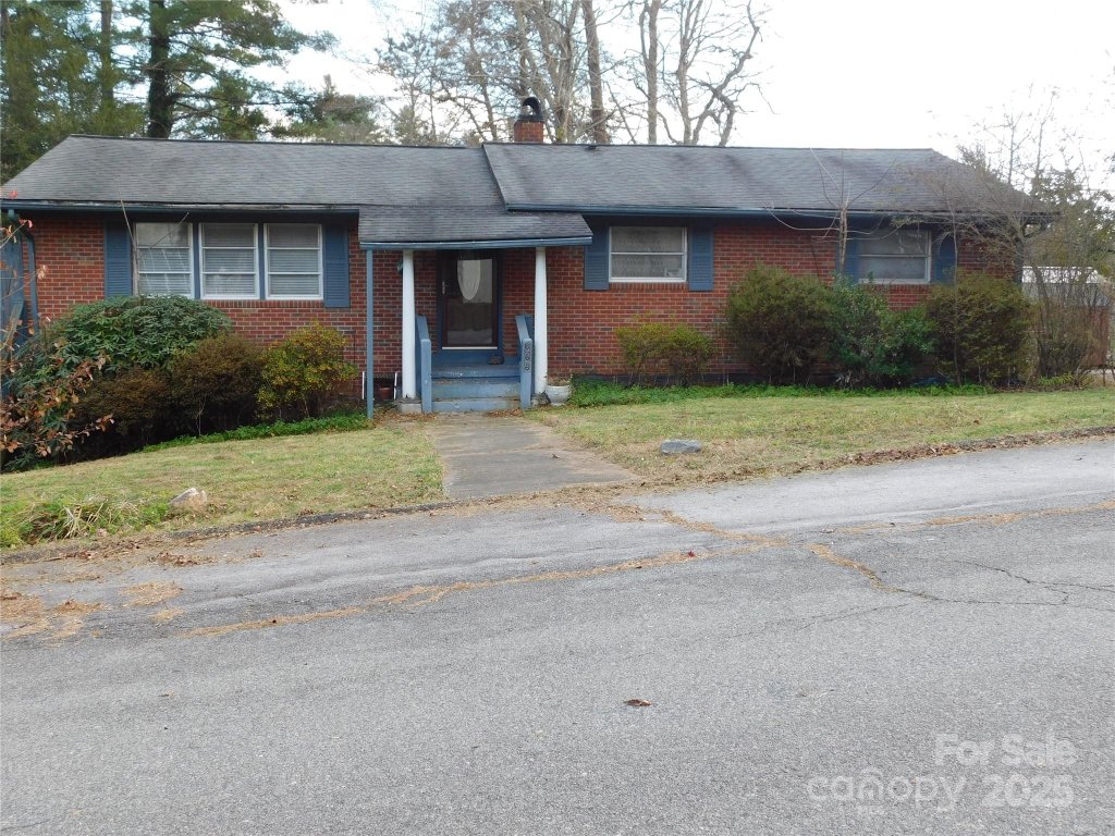 366 Hawthorne Drive