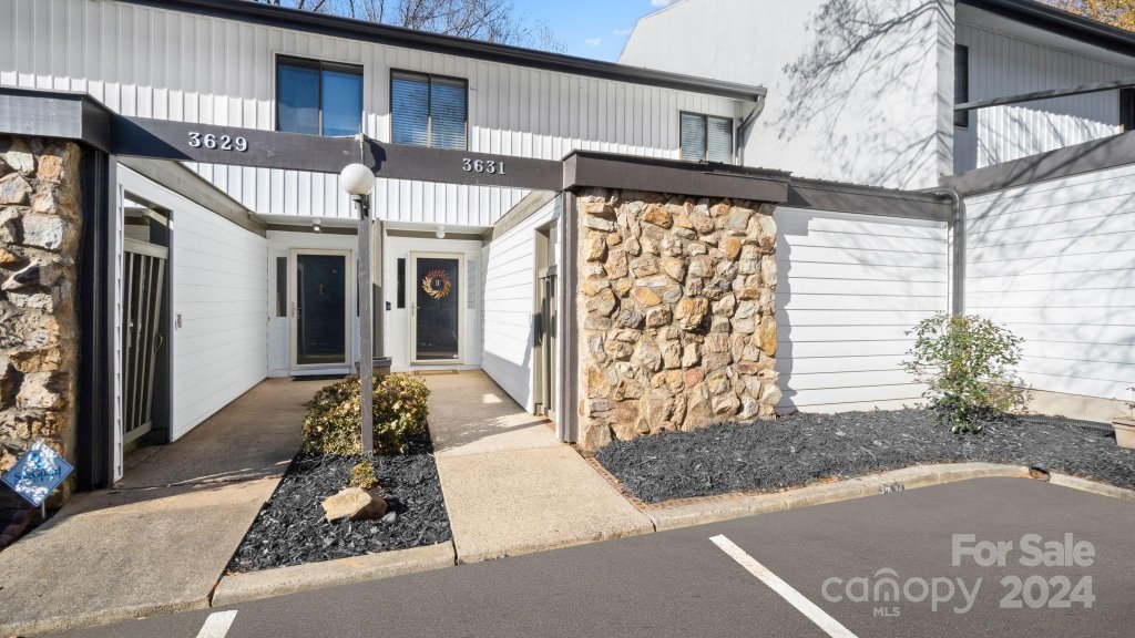 3631 Maple Glenn Lane