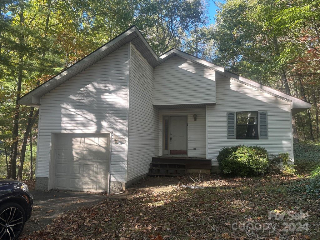 5 Rosemary Trail