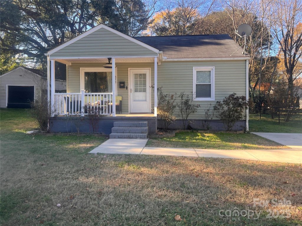 853 Bradley Street