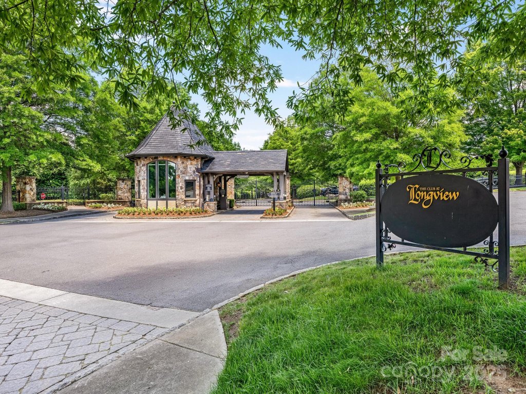 8710 Chewton Glen Drive