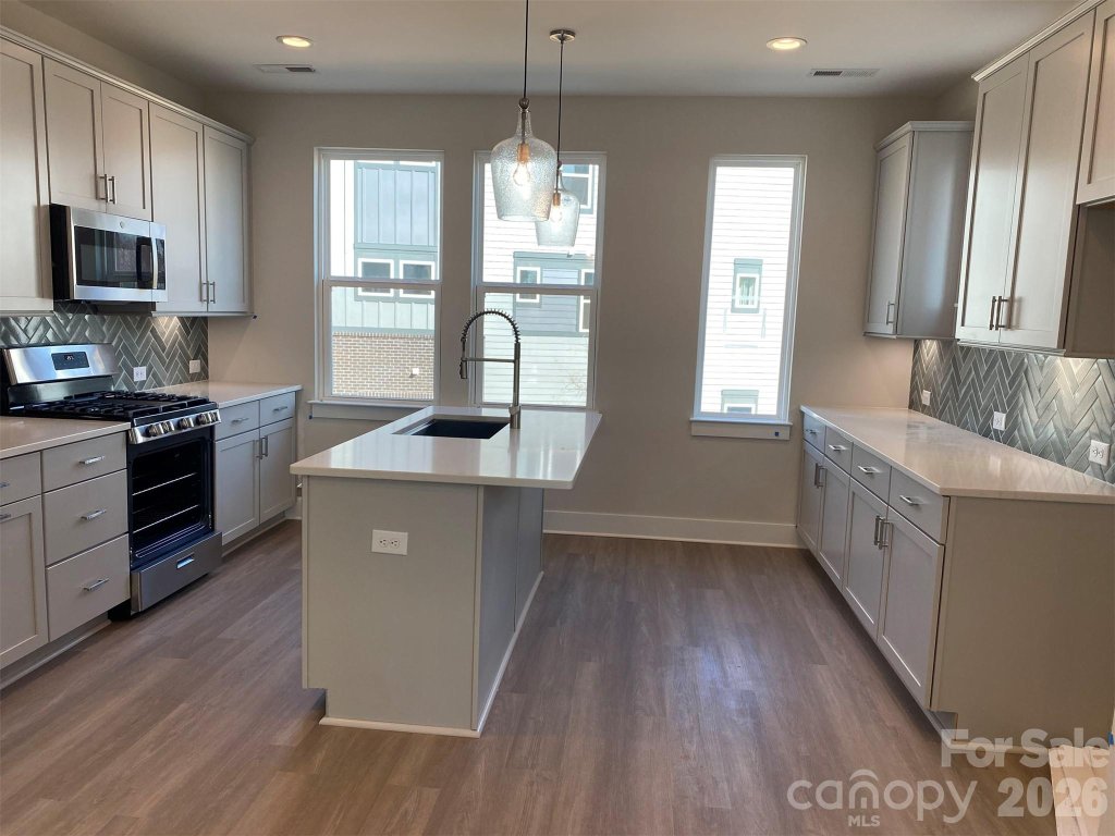 Equinox, Charlotte community