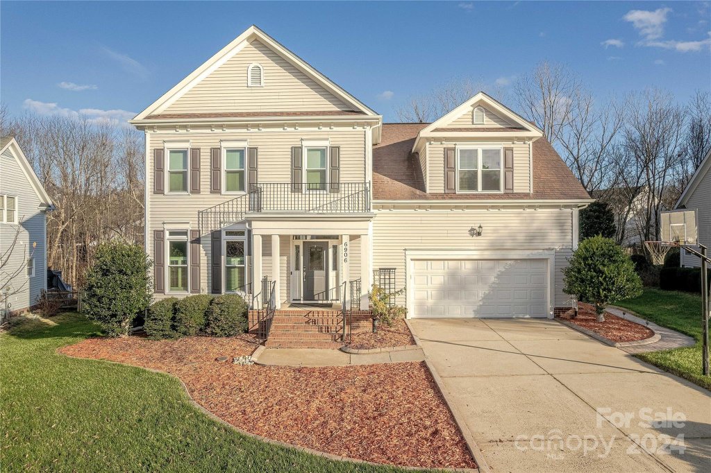 6906 Red Maple Drive