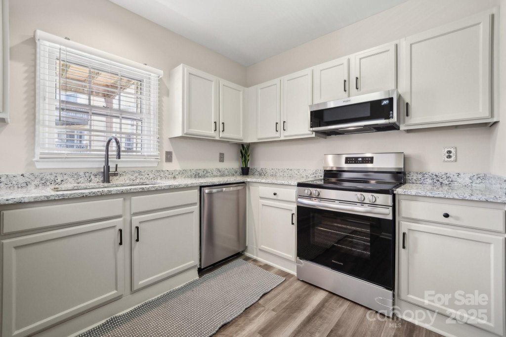 3216 Selwyn Farms Lane 4