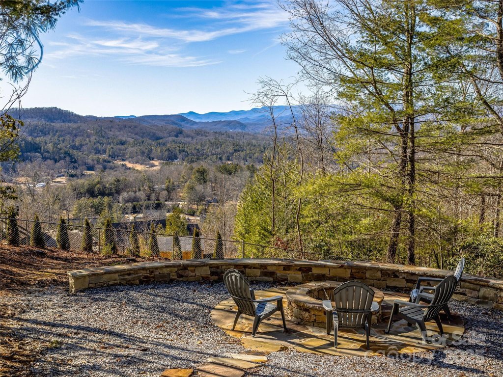 272 Deer Run