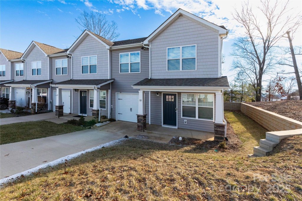 Northridge Commons, Weaverville community