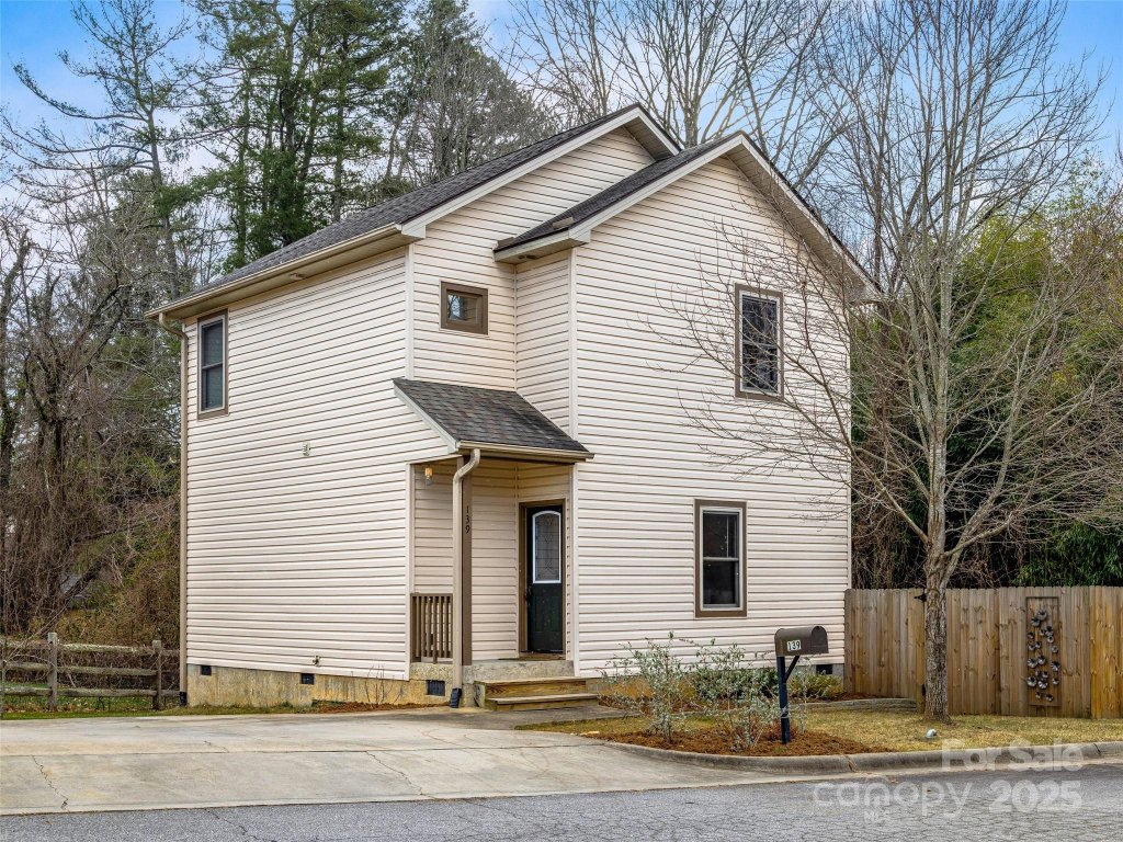 139 Crayton Creek Way
