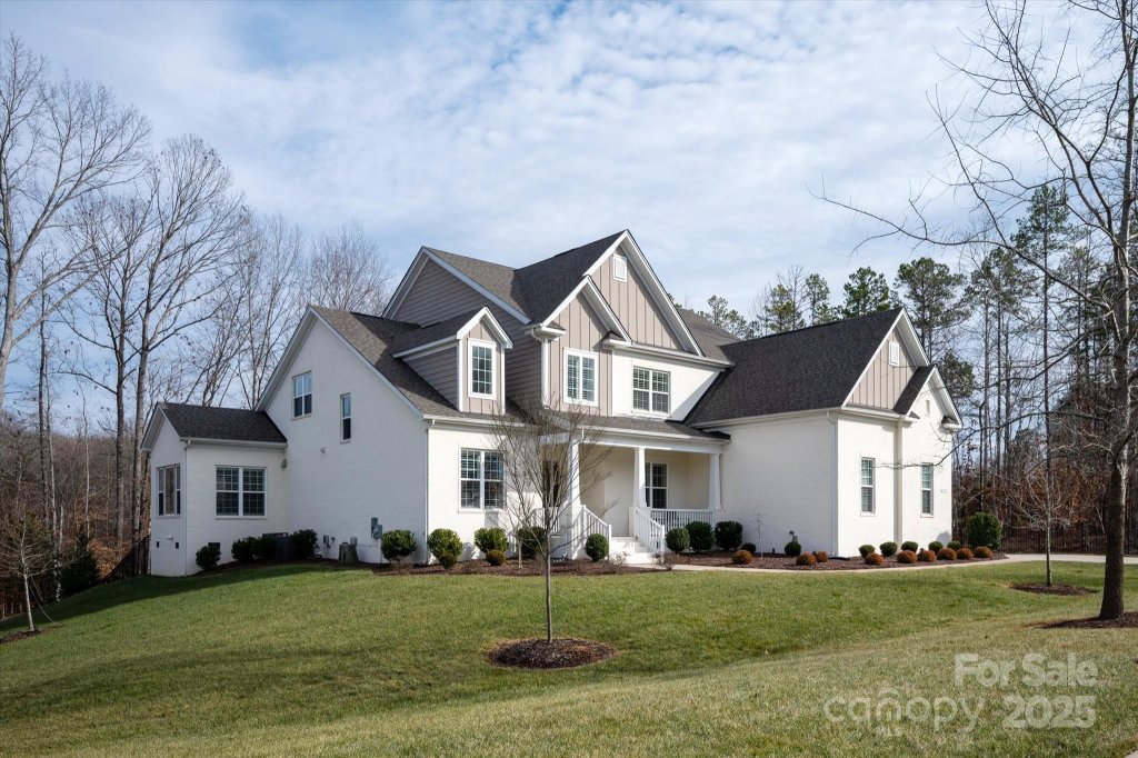 2010 Belle Grove Drive