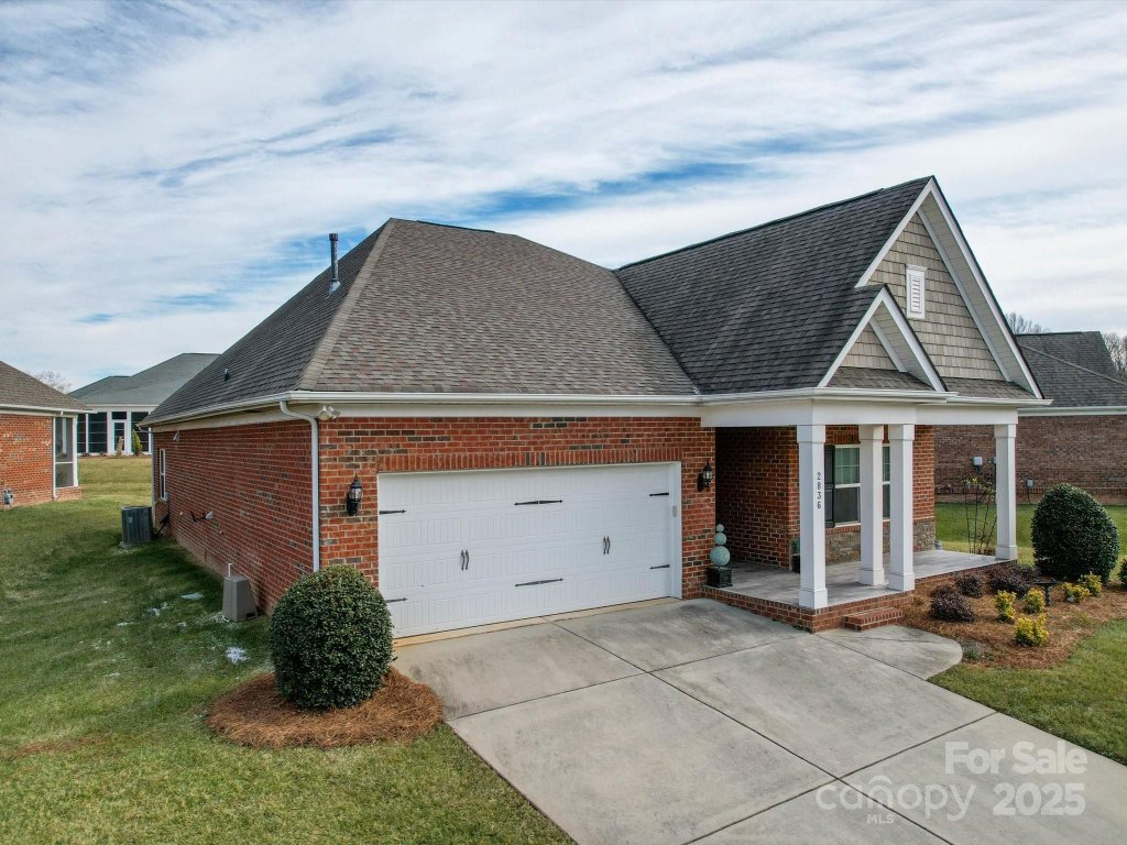2836 Santiago Circle