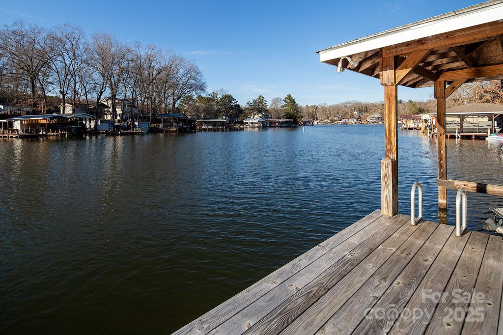 680 Lake Head Road