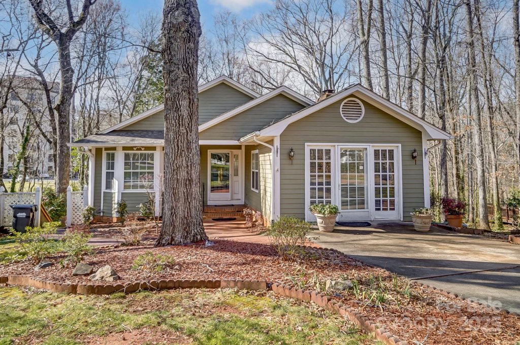 2811 Ashley Arbor Drive