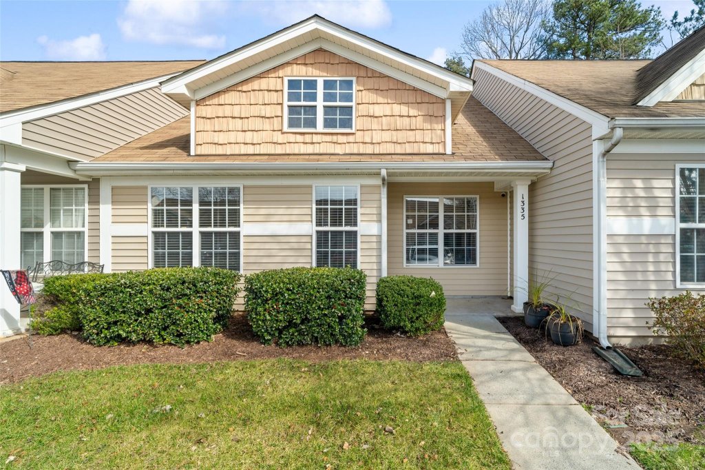1335 Stoney Creek Lane