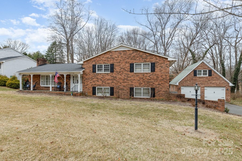 4520 Bridgewater Drive