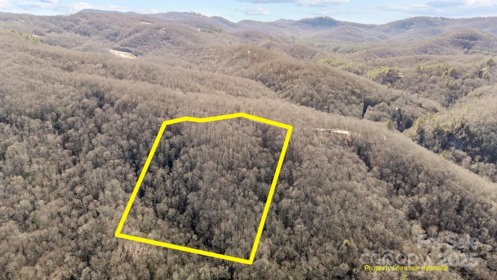Laurel Falls, Glenville community