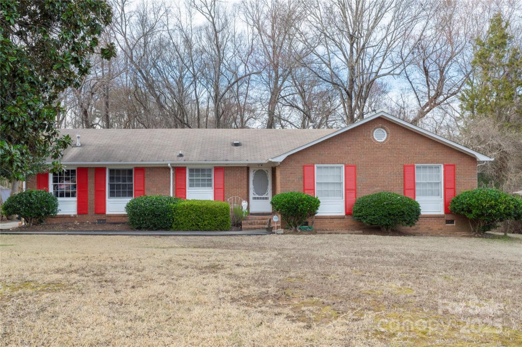 1018 Eaglewood Avenue