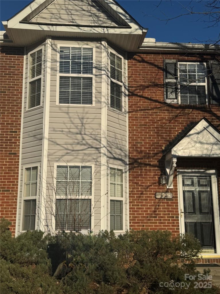 109 Marquis Court