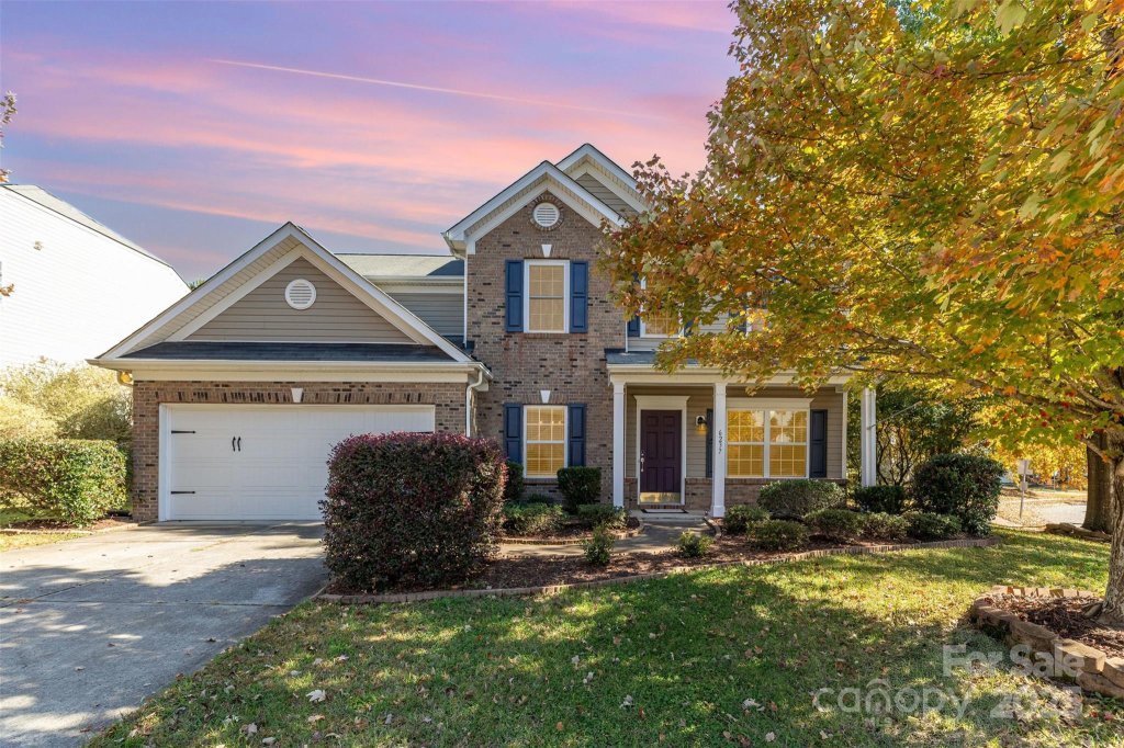 Wyndham Hills, Charlotte community