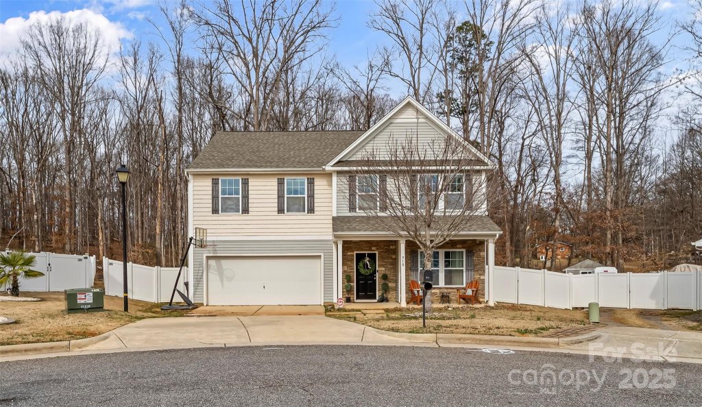 910 Mibbs Place
