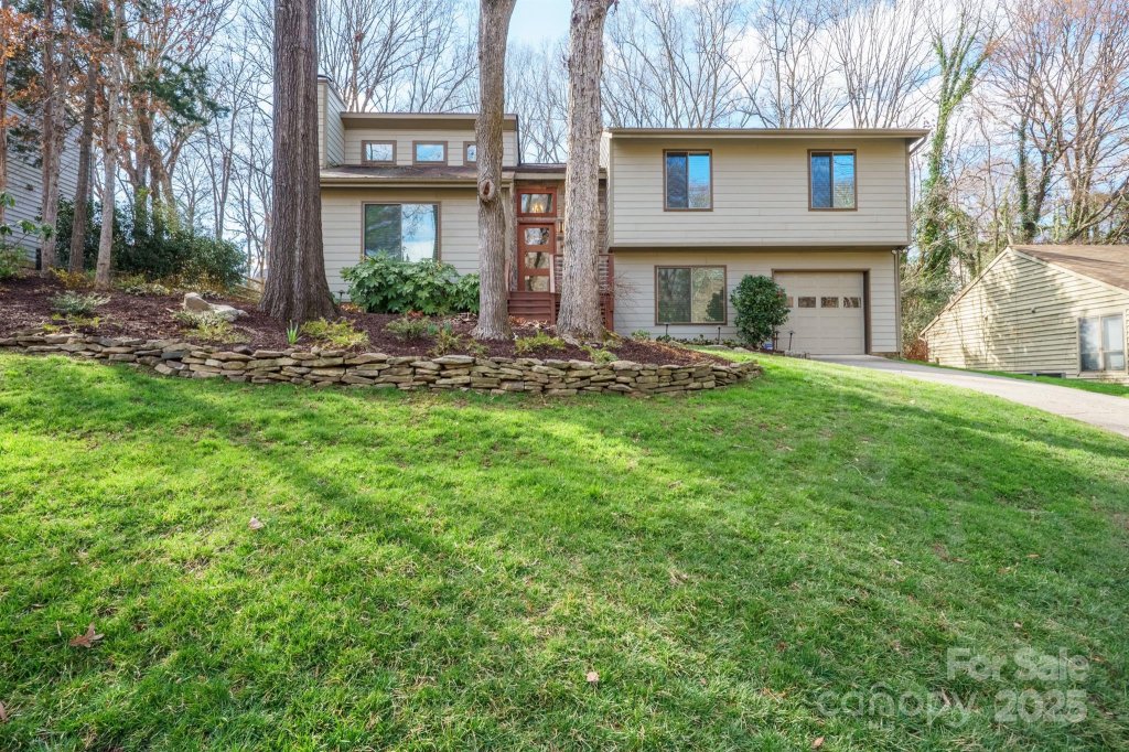 201 Oak Creek Drive