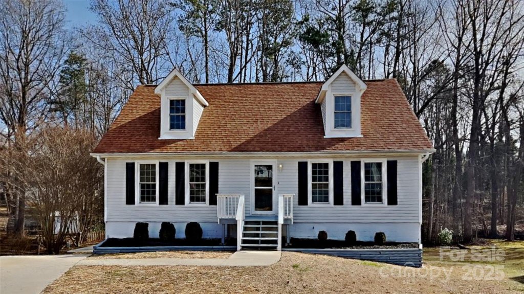 5012 Forest Mountain Court