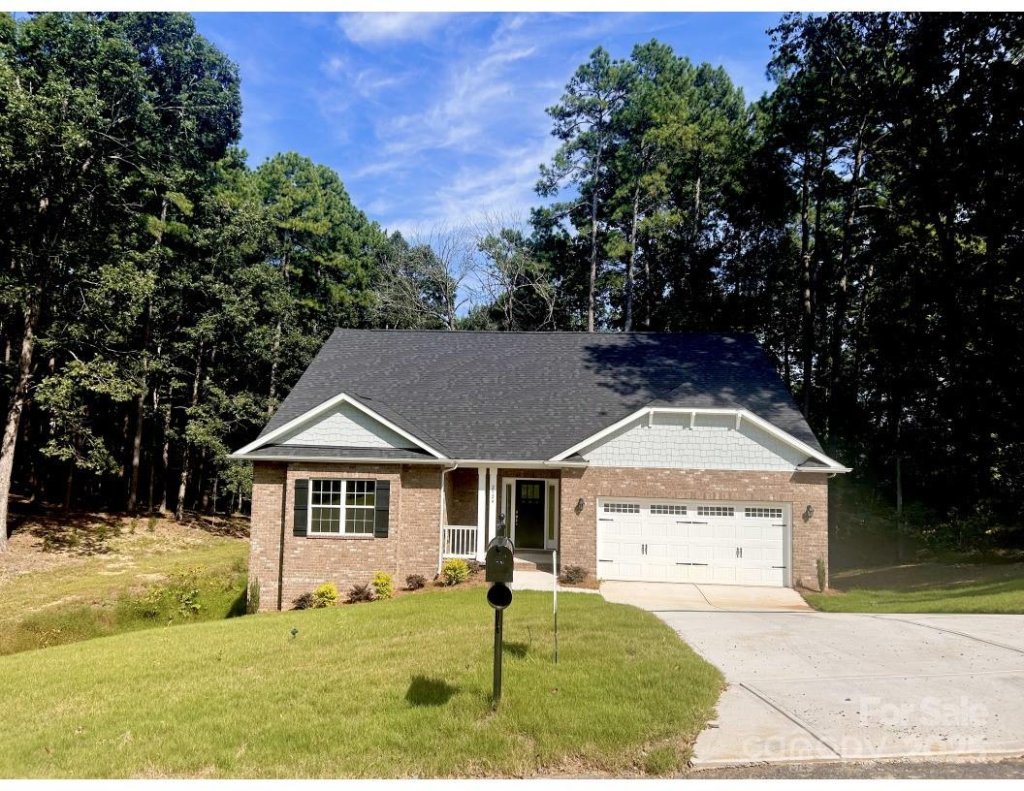 Crystal Village, Albemarle community